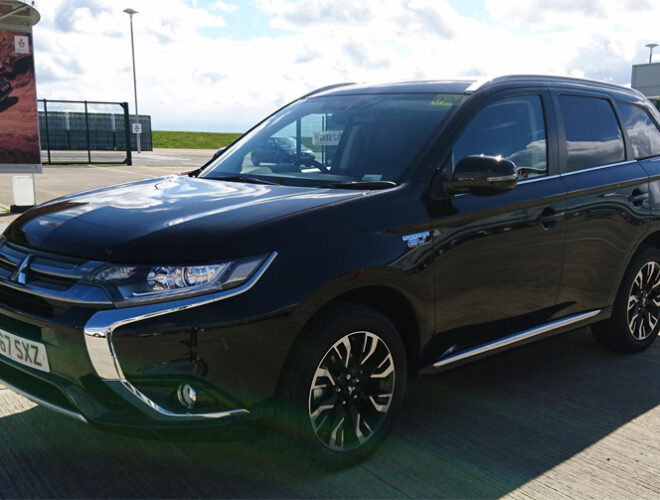 Outlander PHEV Commercial