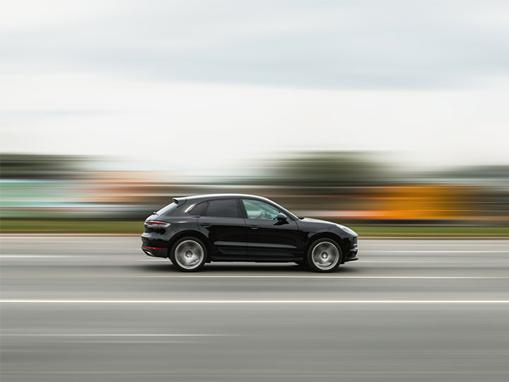 business-overviiew-car-square-images
